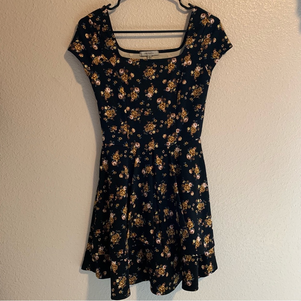 Papaya Black Floral Dress Square Neck Flowy Design Size Women's S